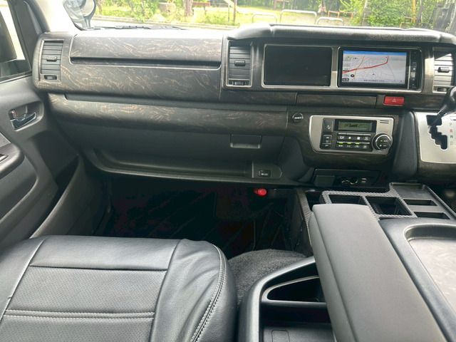 HIACE wagon