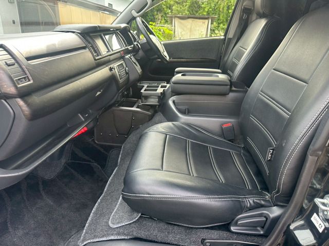 HIACE wagon