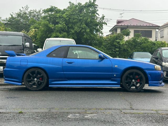 SKYLINE