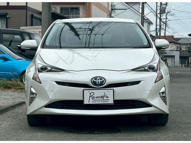 PRIUS 4WD