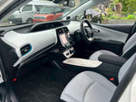 PRIUS 4WD