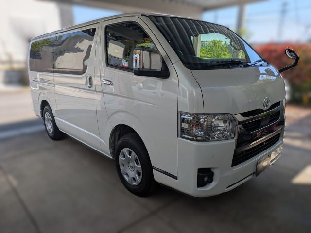 HIACE van 4WD