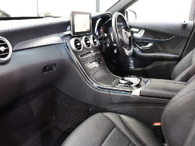 MERCEDES BENZ C class sedan