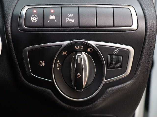 MERCEDES BENZ C class sedan
