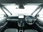 VOXY HYBRID 4WD