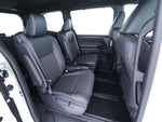VOXY HYBRID 4WD