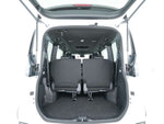 VOXY HYBRID 4WD