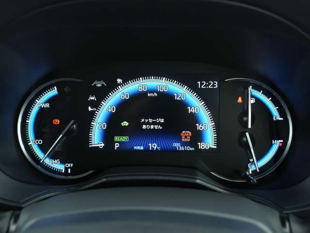 VOXY HYBRID 4WD
