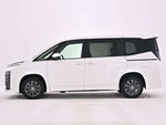 VOXY HYBRID 4WD