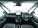 VOXY HYBRID 4WD