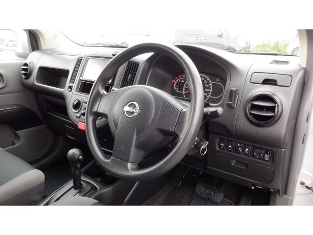 NV150 AD 2WD
