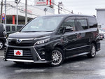 VOXY HYBRID