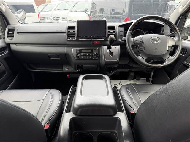 HIACE van 2WD