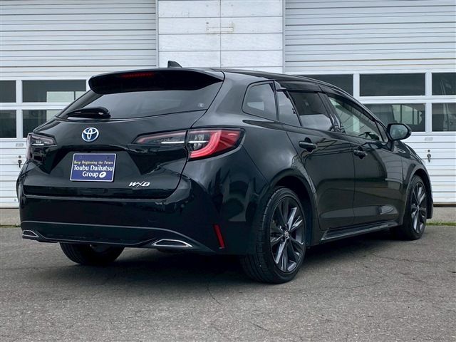 COROLLA TOURING HYBRID 4WD