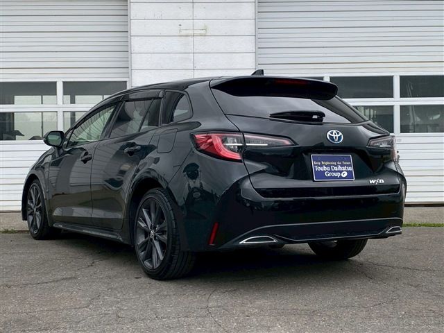 COROLLA TOURING HYBRID 4WD