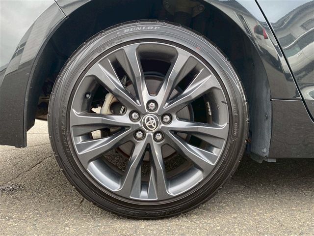 COROLLA TOURING HYBRID 4WD