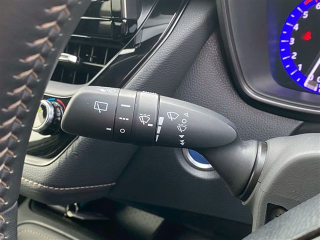 COROLLA TOURING HYBRID 4WD