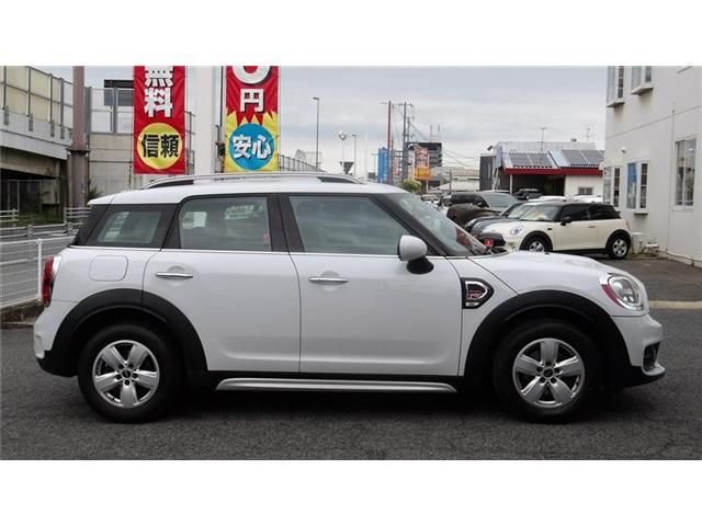BMW MINI ONE CROSSOVER