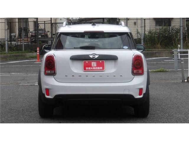 BMW MINI ONE CROSSOVER