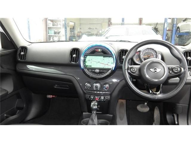BMW MINI ONE CROSSOVER
