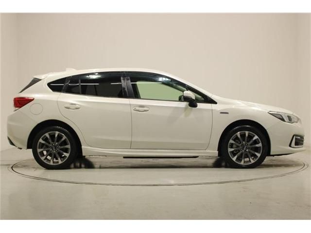 IMPREZA SPORT 4WD