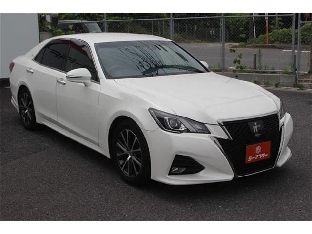 CROWN sedan
