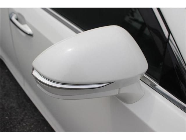 CROWN sedan