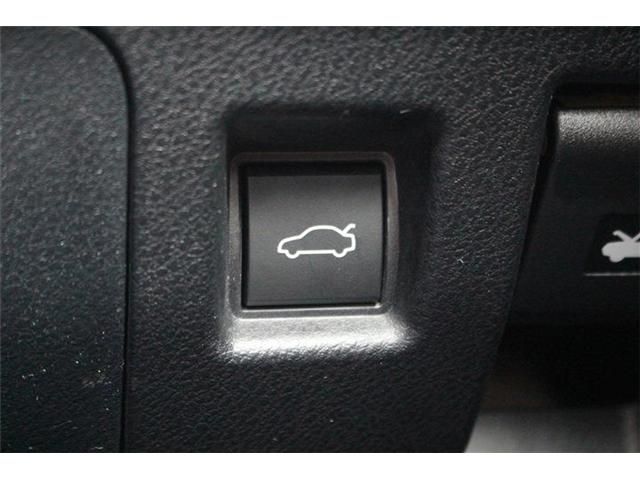 LEXUS IS300h