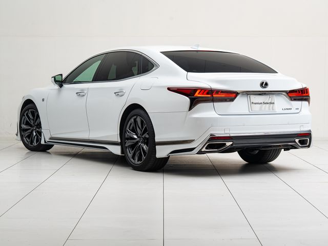LEXUS LS500 4WD