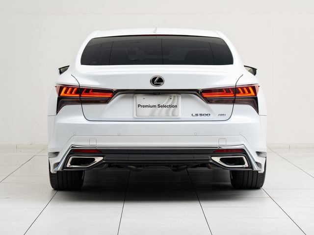 LEXUS LS500 4WD