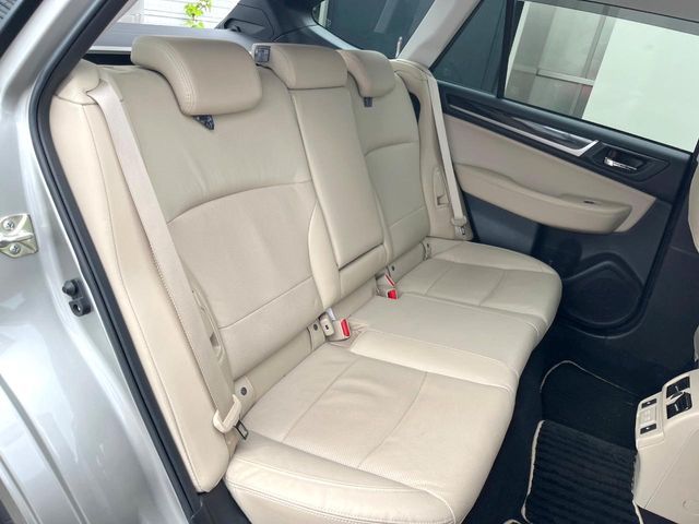 LEGACY OUTBACK