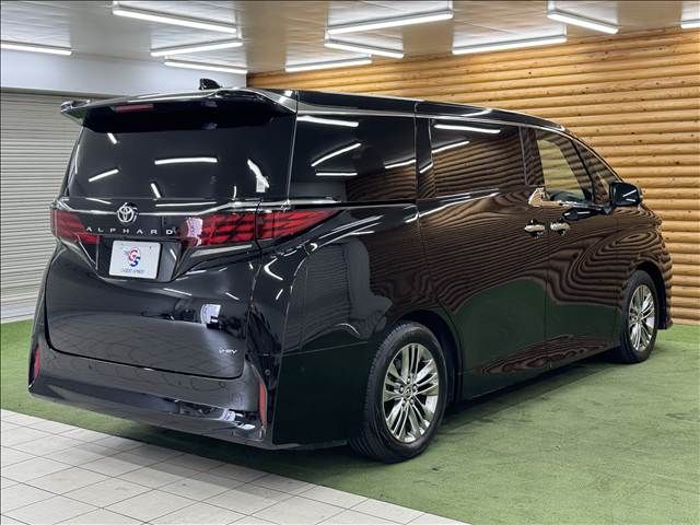 ALPHARD hybrid