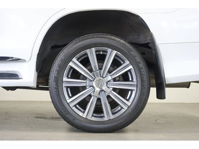 LEXUS LX570 AWD