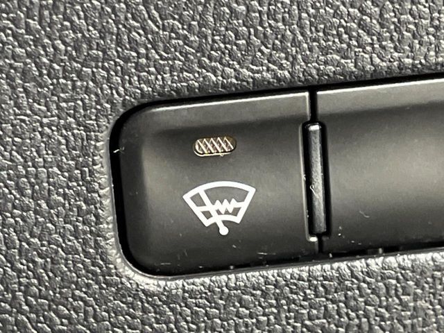 PRIUS 4WD