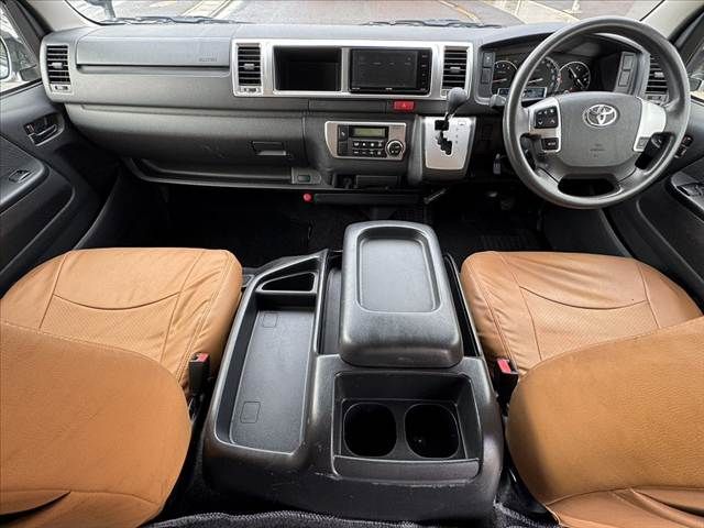 HIACE van 2WD