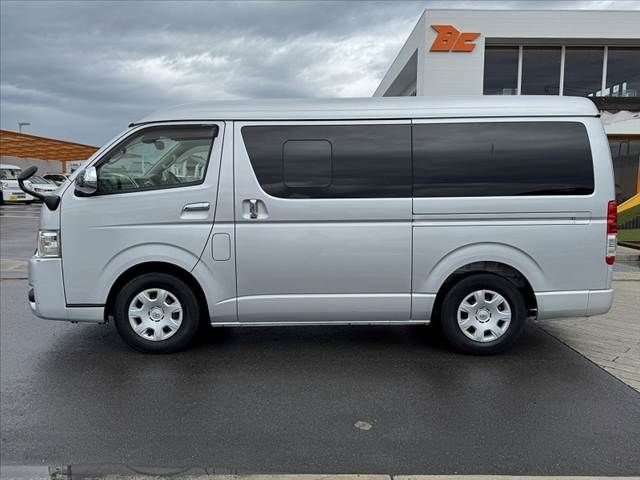 HIACE van 2WD