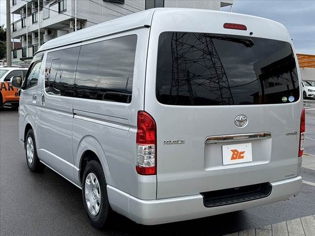 HIACE van 2WD