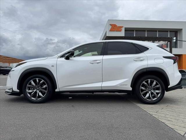 LEXUS NX300h AWD