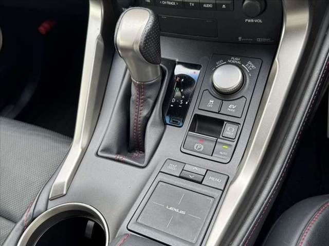 LEXUS NX300h AWD