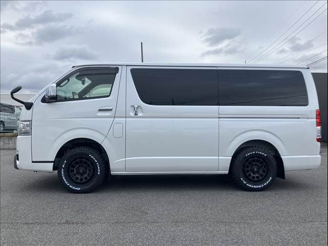 HIACE van 4WD