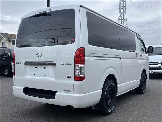 HIACE van 4WD