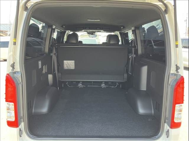 HIACE van 4WD