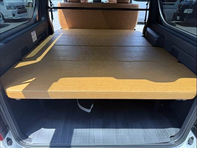 HIACE van 4WD