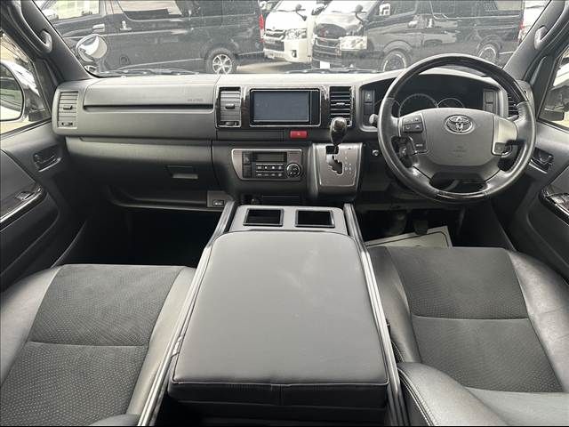HIACE van 2WD