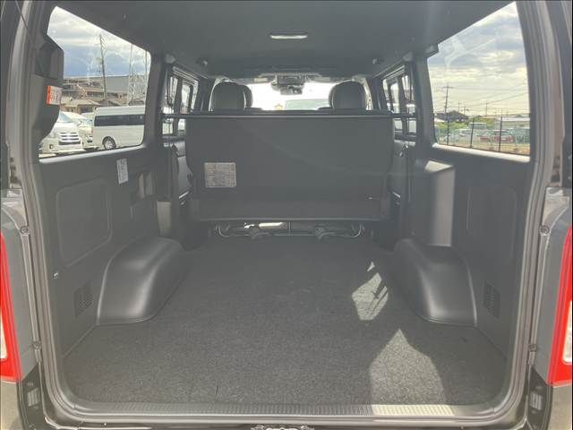 HIACE van 2WD