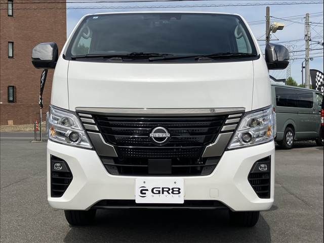 CARAVAN van 4WD