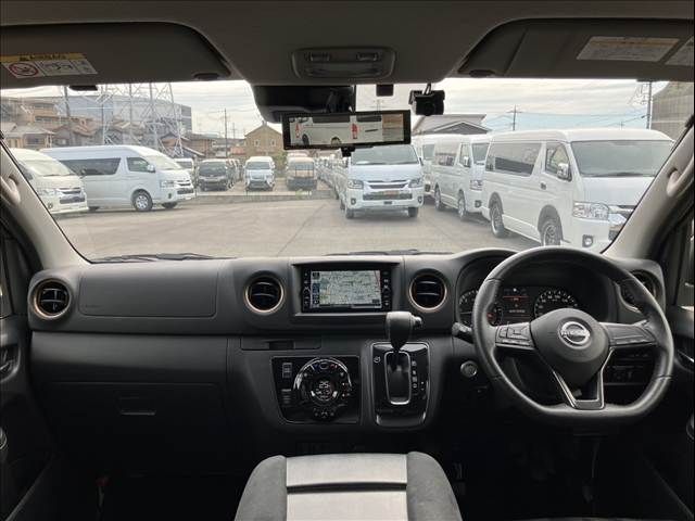 CARAVAN van 4WD