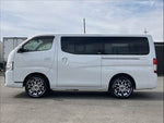 CARAVAN van 4WD