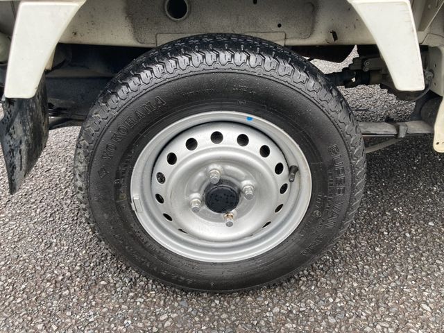 NT100 CLIPPER 4WD