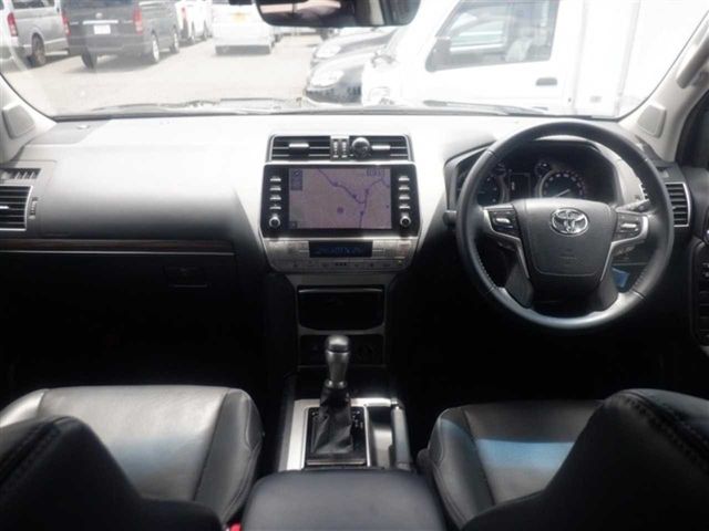 LANDCRUISER PRADO